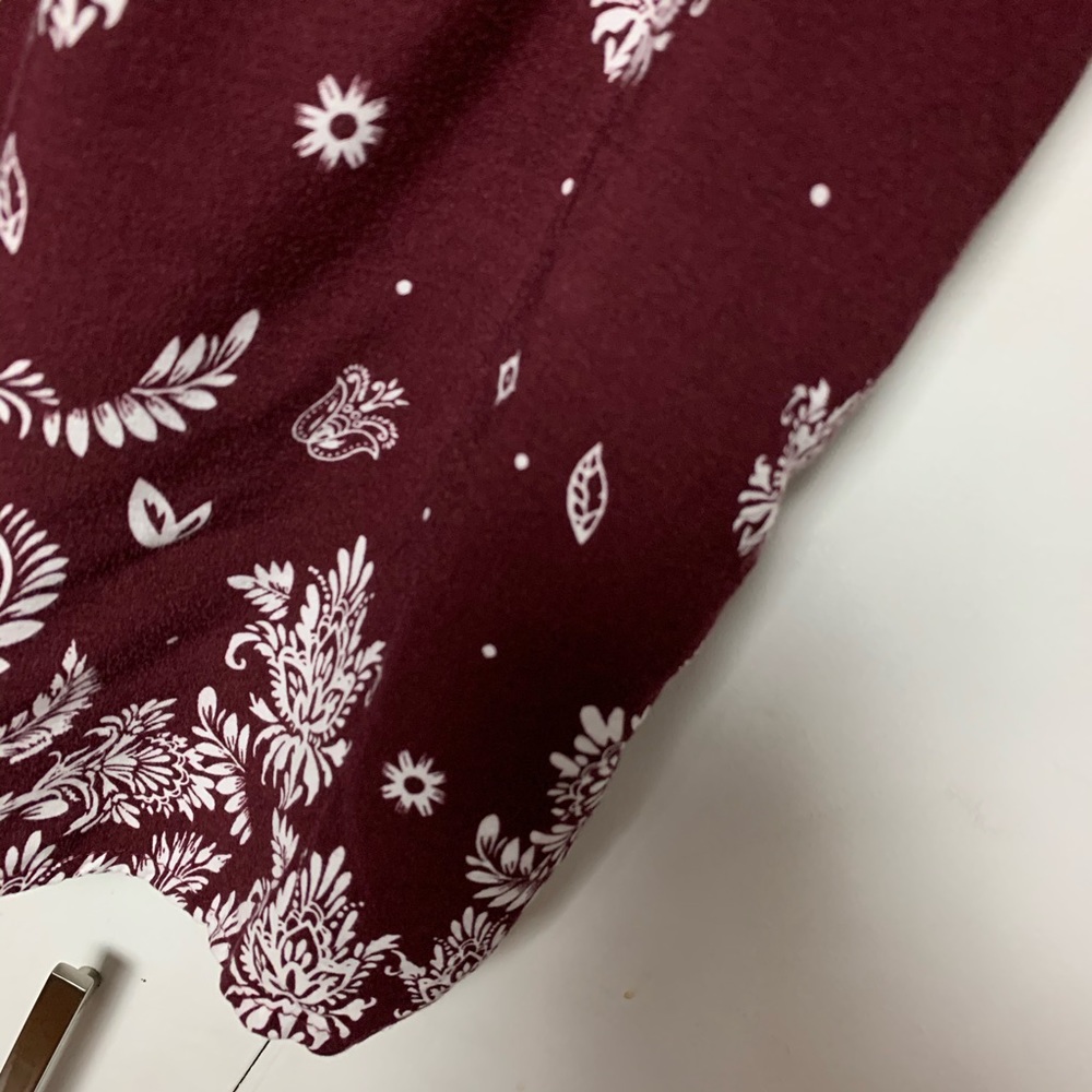 Maroon Loose/Free-fitting Romper - Picture 15 of 15